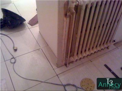 Carrelage sous le radiateur